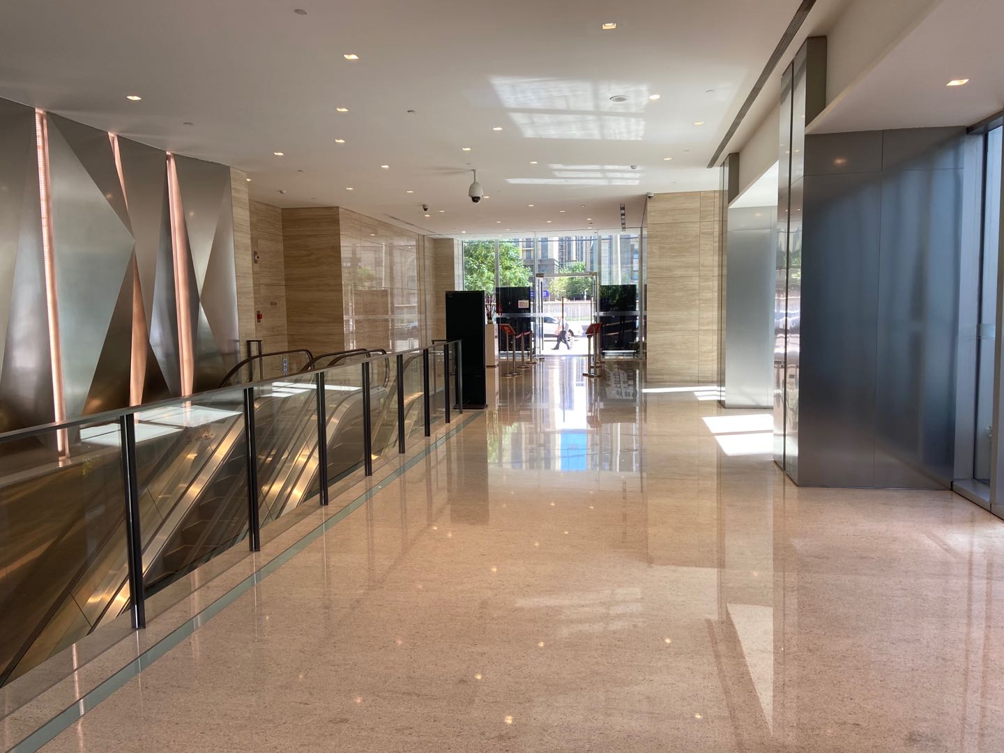 联美大厦实拍图2